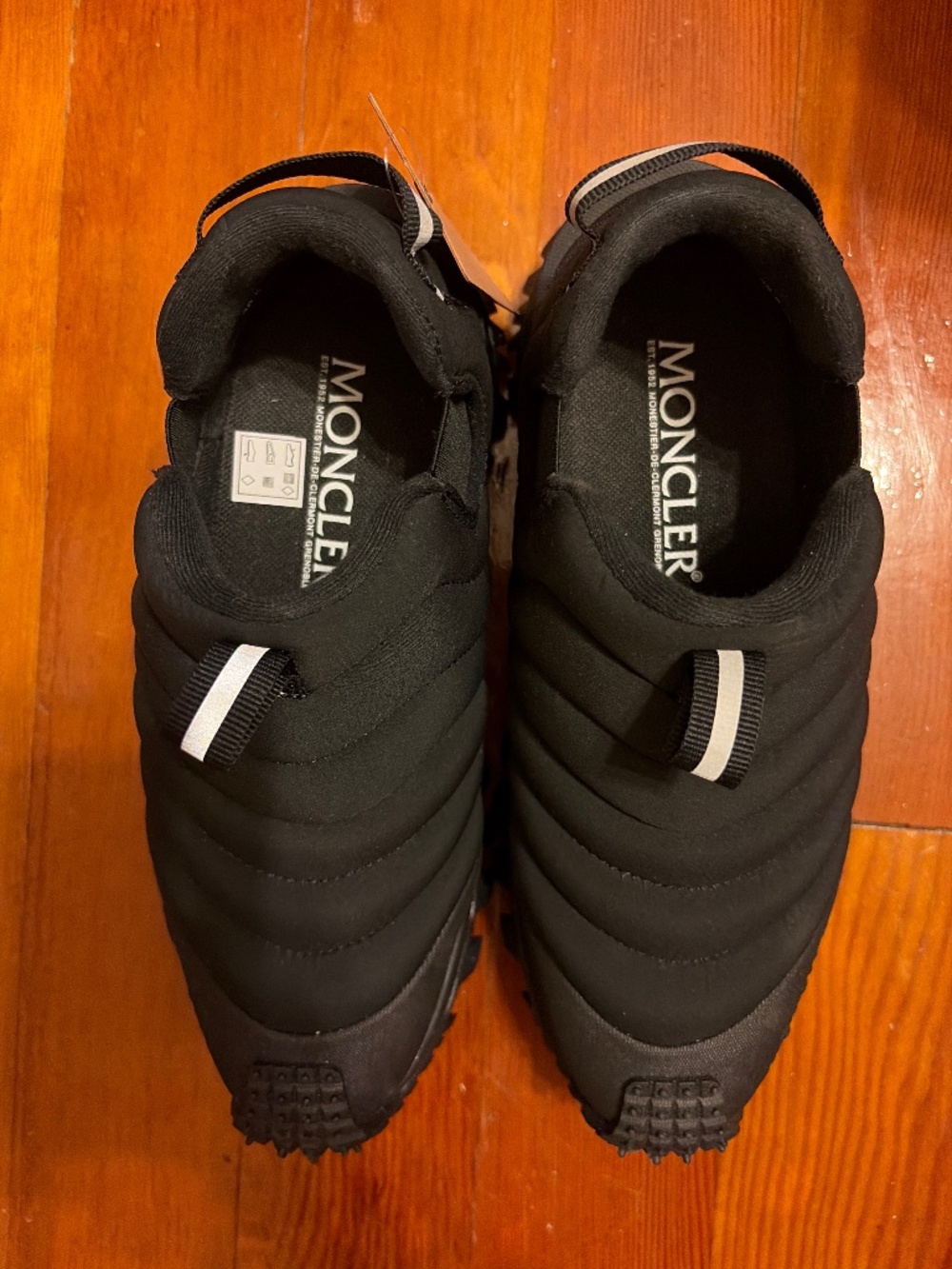 Moncler winter shoes - perfect condition